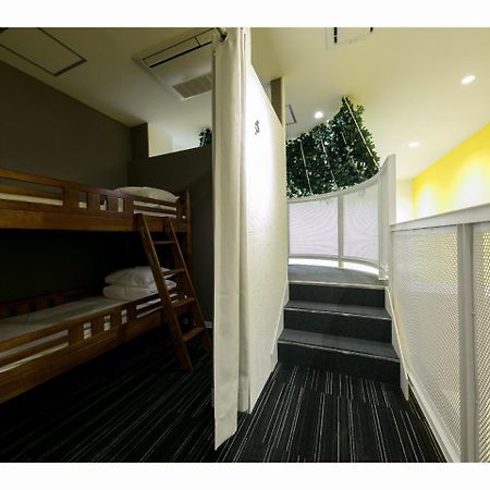 Capsule Hotel Valie Ebisucho Osaka Exterior foto