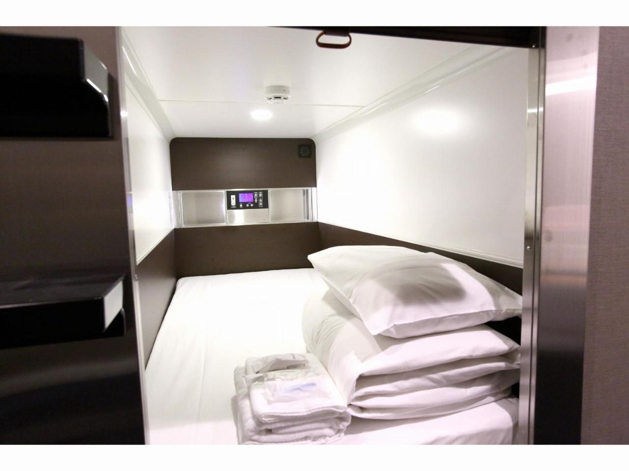 Capsule Hotel Valie Ebisucho Osaka Exterior foto